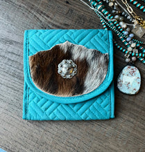 Load image into Gallery viewer, Blue Travel Jewelry Case

