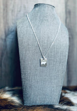 Load image into Gallery viewer, Silver Plated Show Swine Necklace
