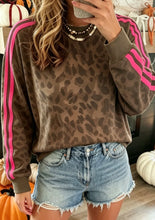 Load image into Gallery viewer, Sporty Cheetah Pullover
