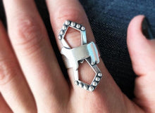 Load image into Gallery viewer, Sterling Silver Heifer Ring

