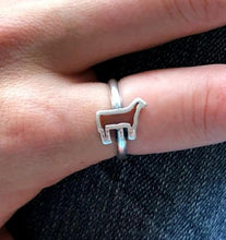 Load image into Gallery viewer, Delicate Sterling Silver Steer Ring
